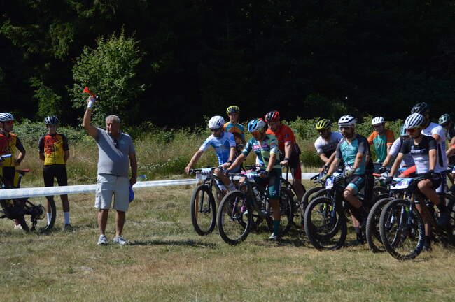 Емил Стойнев с рекорд в планинското колоездене, Маринела Нинева с шеста победа на "Витоша летен фест" 