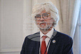 France - Paris - UNESCO - "Green Machine"