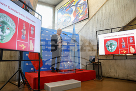 France - Paris - UNESCO - lecture