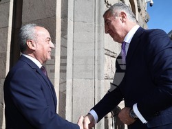 Премиерът Гълъб Донев се срещна с президента на Черна гора Мило Джуканович
