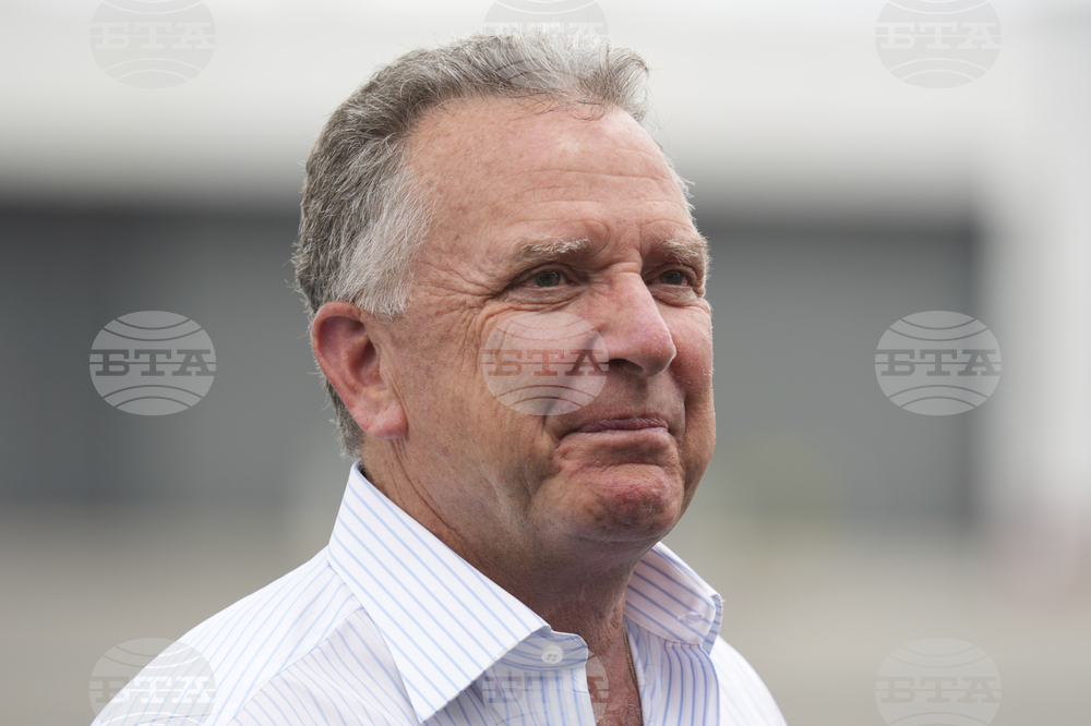 Американският пратеник Стив Уиткоф пътува за Близкия изток, за да финализира хуманитарния коридор в Газа, съобщи Държавният департамент