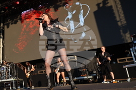 Село Могилово - "Midalidare Rock In The Wine Valley 2025" - рок фестивал - група - "Floor Jansen"