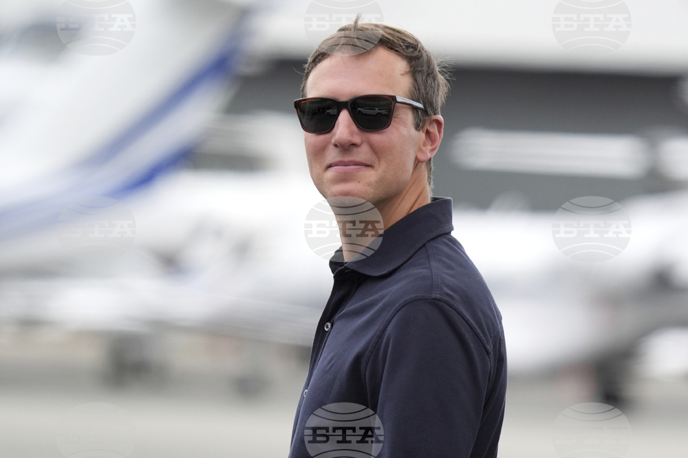 Зетят на Тръмп Джаред Къшнър се оттегля от участието в наддаването за „Уорнър Брос Дискавъри“