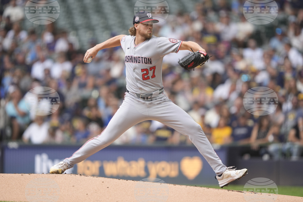 Nationals Brewers Baseball