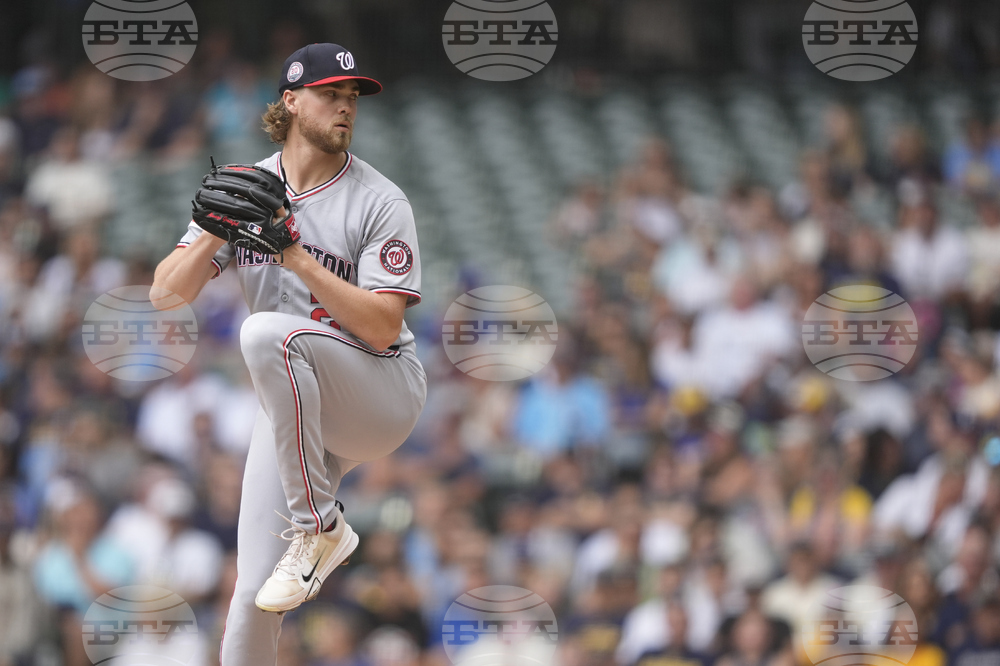 Nationals Brewers Baseball