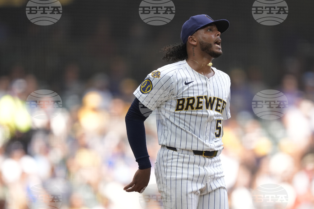 Nationals Brewers Baseball
