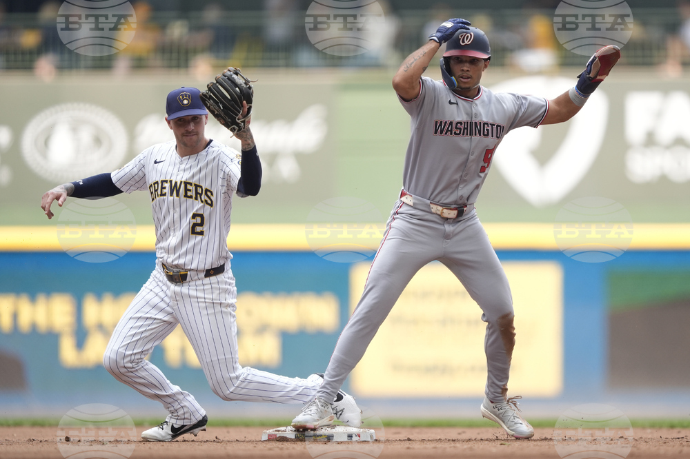Nationals Brewers Baseball