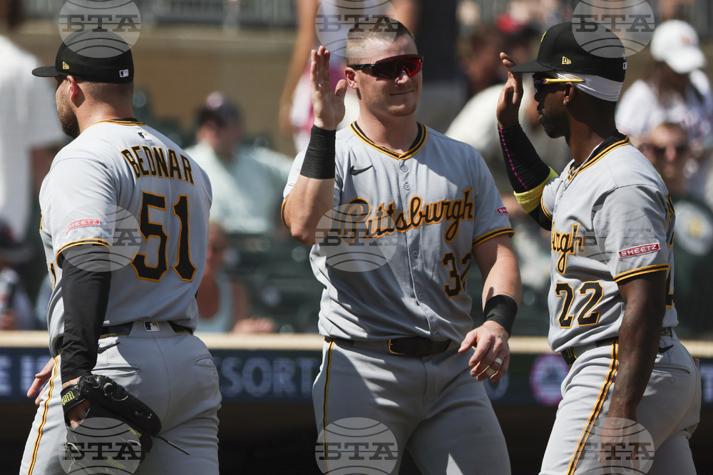 Pirates Twins Baseball