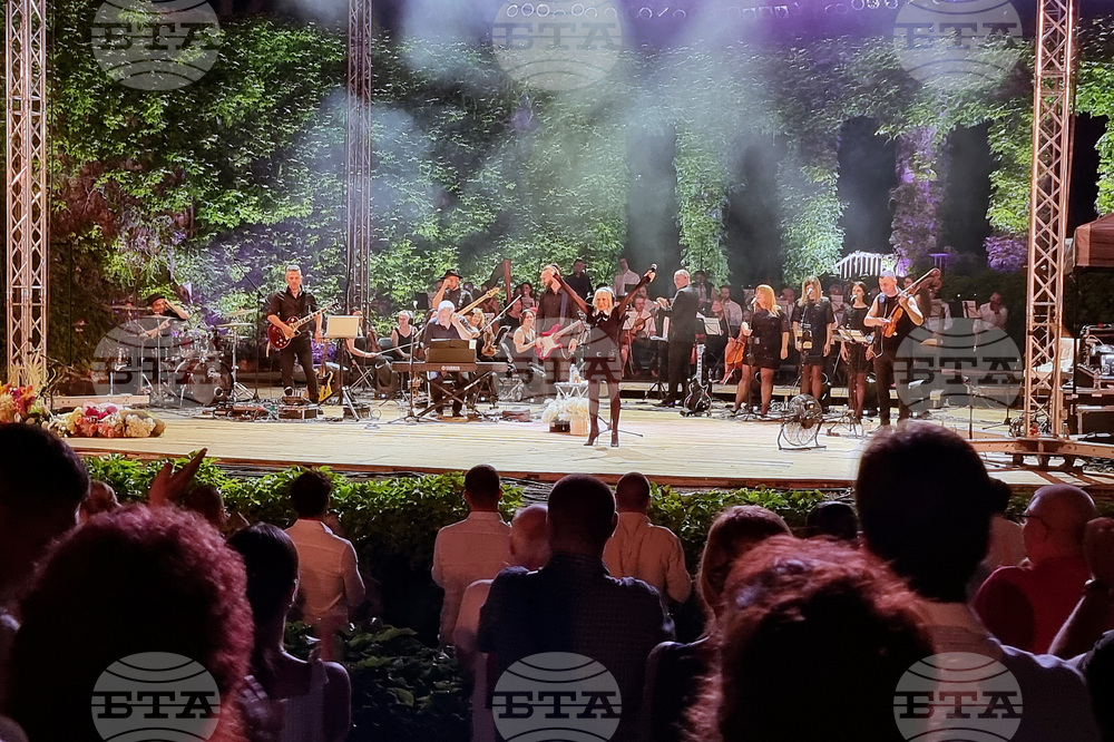 Варна - Лили Иванова - национално турне - концерт