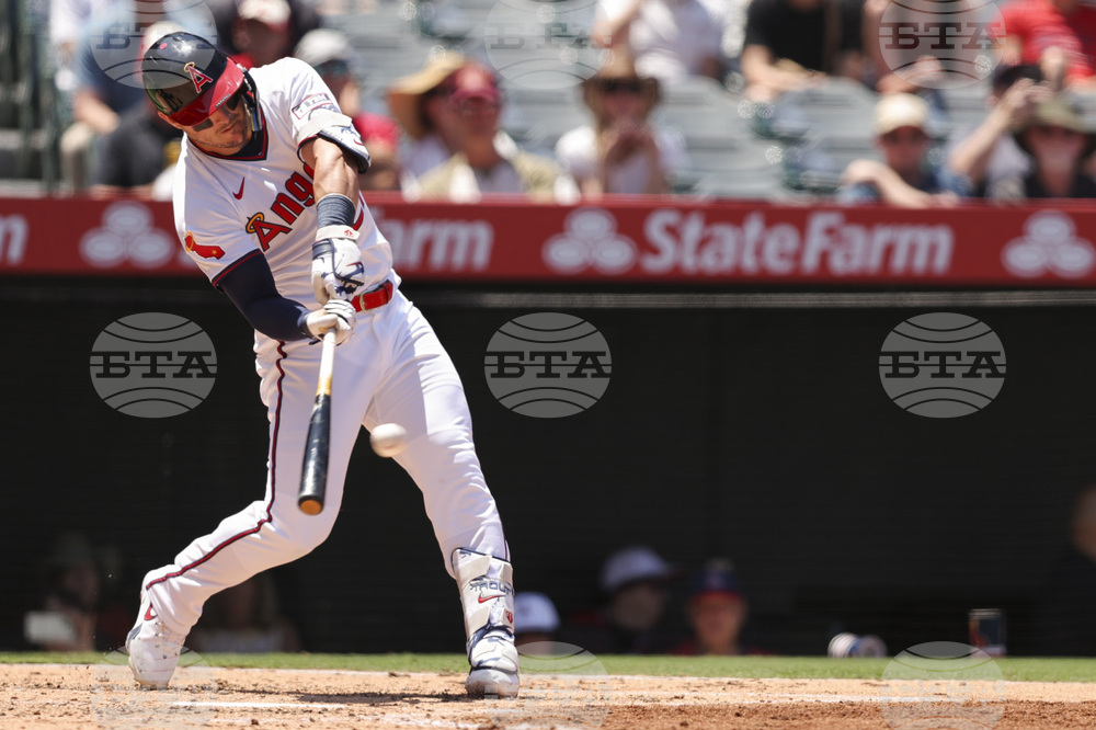 Diamondbacks Angels Baseball