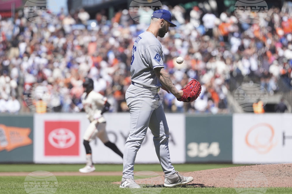 Dodgers Giants Baseball