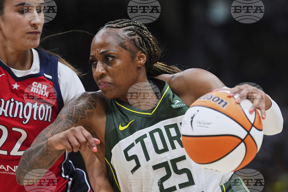 Mystics Storm Basketball