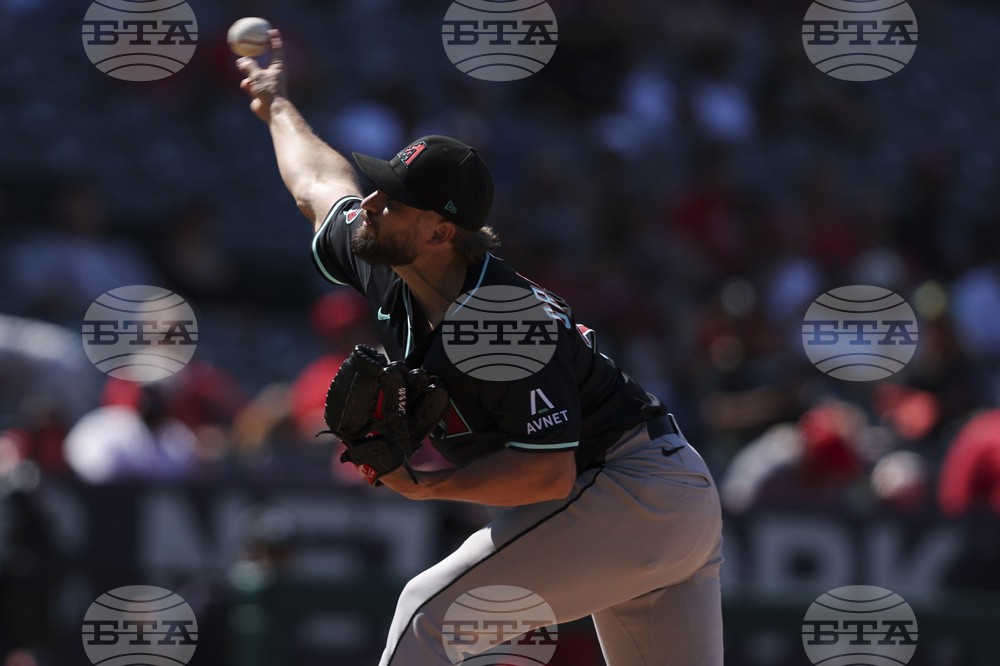 Diamondbacks Angels Baseball