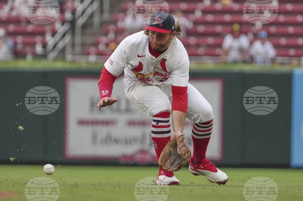 Braves Cardinals Baseball
