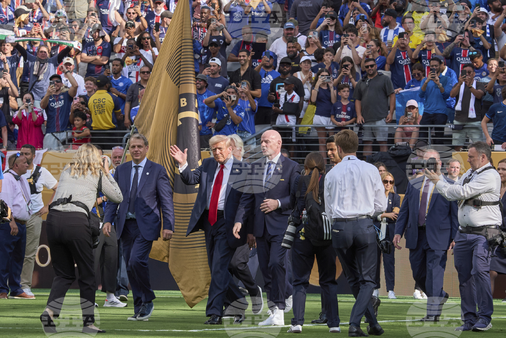 Футболни привърженици в Англия критикуваха ФИФА за цените на билетите на Световното първенство в САЩ, Канада и Мексико