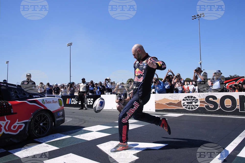 NASCAR Sonoma Auto Racing