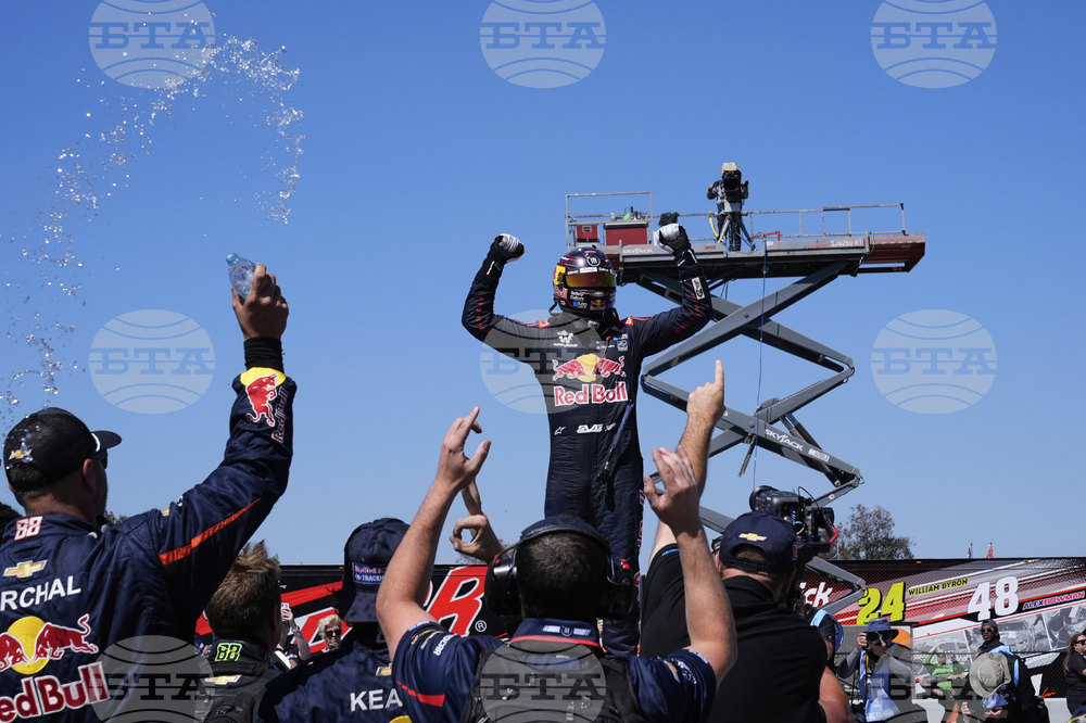 NASCAR Sonoma Auto Racing