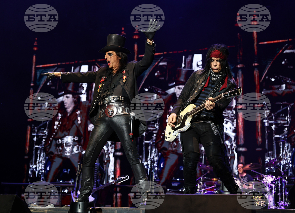 Село Могилово - "Midalidare Rock In The Wine Valley 2025" - рок фестивал - група - "Alice Cooper"