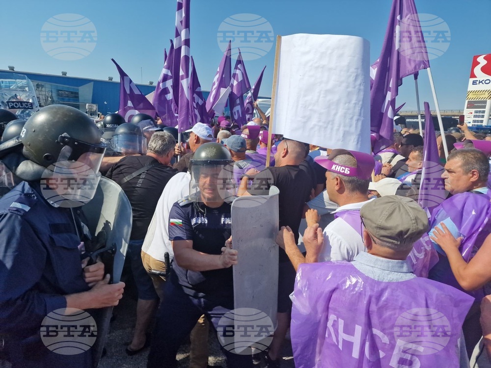 Вицепрезидентът на КНСБ Тодор Капитанов беше арестуван по време на протеста на служители в държавните горски и ловни стопанства на АМ "Тракия"