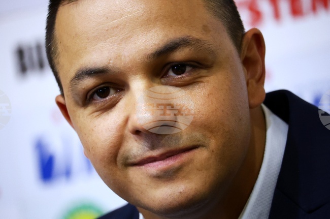 Цанко Цанков е готов за тежкото 24-часово плуване в река Дунав 