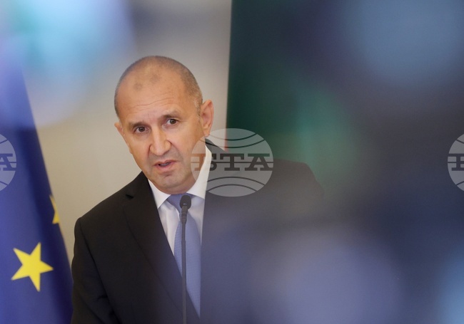 Валутата не може да бъде гаранция за пълноценната ни интеграция в сърцето на Европа, каза за еврозоната президентът Румен Радев