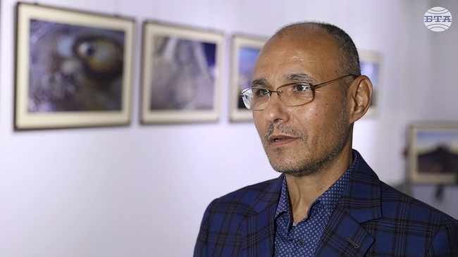 Румънският фотограф Дан Михалча представи изложбата "Как диша Земята" в Русе