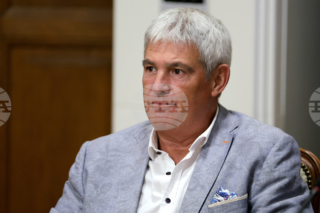 Трябва да има междуведомствен орган за координация на прехода на въглищните региони, каза Пламен Димитров от КНСБ