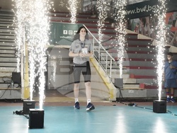 Зала "Христо Ботев" - световни шампионки по волейбол до 19 години - посрещане