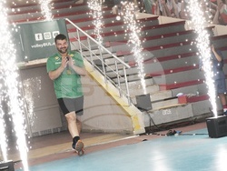 Зала "Христо Ботев" - световни шампионки по волейбол до 19 години - посрещане