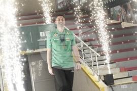 Зала "Христо Ботев" - световни шампионки по волейбол до 19 години - посрещане