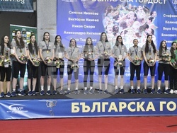 Зала "Христо Ботев" - световни шампионки по волейбол до 19 години - посрещане