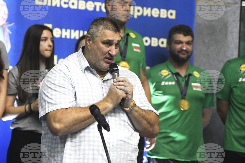 Любомир Ганев обяви, че всички треньори на националните отбори по волейбол имат хоризонт за работа
