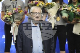 Зала "Христо Ботев" - световни шампионки по волейбол до 19 години - посрещане