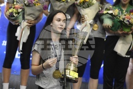 Зала "Христо Ботев" - световни шампионки по волейбол до 19 години - посрещане