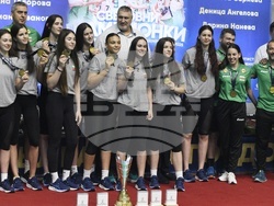 Зала "Христо Ботев" - световни шампионки по волейбол до 19 години - посрещане