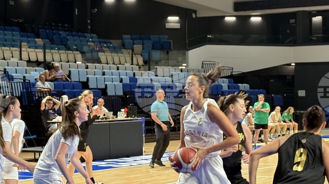 Баскетболистките на България до 20 години надвиха Украйна и се класираха за полуфиналите на Еврошампионата в Унгария