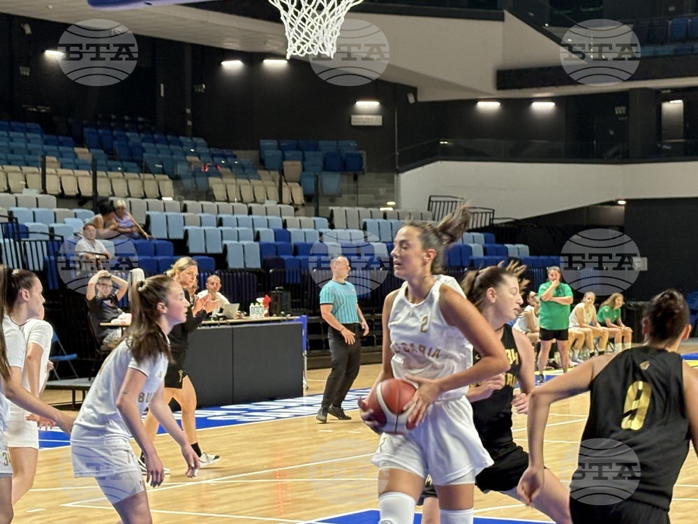 Баскетболистките на България до 20 години надвиха Украйна и се класираха за полуфиналите на Еврошампионата в Унгария