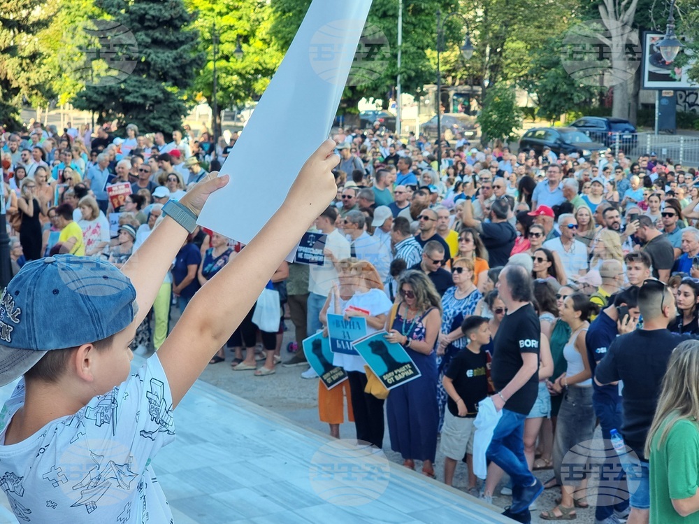 Варна - протест в подкрепа на задържания кмет на града Благомир Коцев