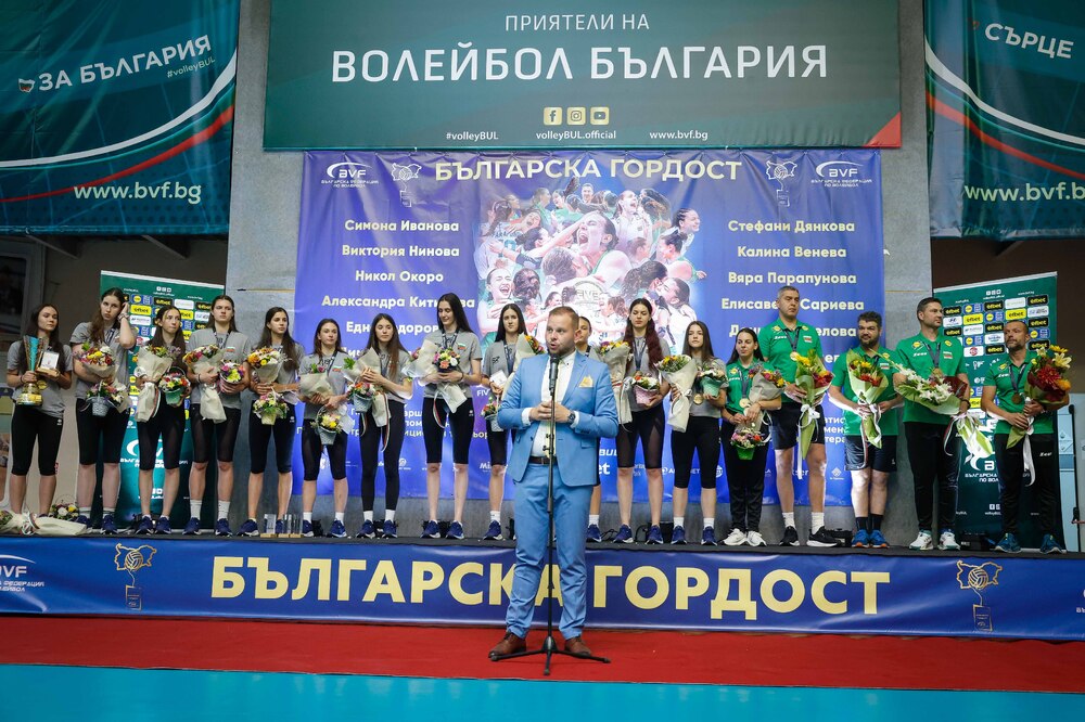 Зам.-министър Петър Младенов към световните шампионки по волейбол: Вие сте герои и вдъхновение