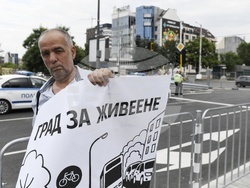 Улица ,,Опълченска"  - протест - ремонт