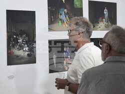 Галерия ONE - изложба - магистърска програма "Фотография"