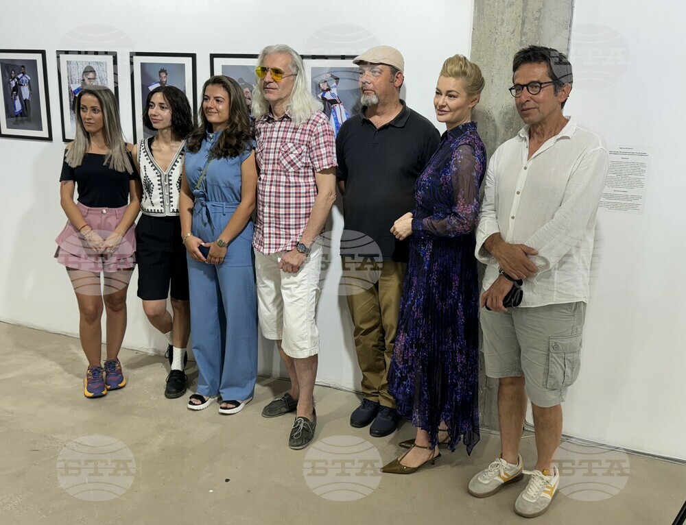 Дипломираните магистри от програма „Фотография“ на НХА представиха проектите си
