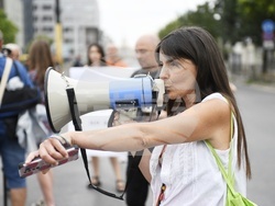 Улица ,,Опълченска" - протест - ремонт