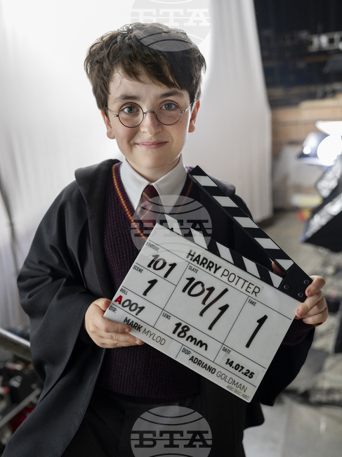 Снимките на нов телевизионен сериал за Хари Потър започнаха край Лондон