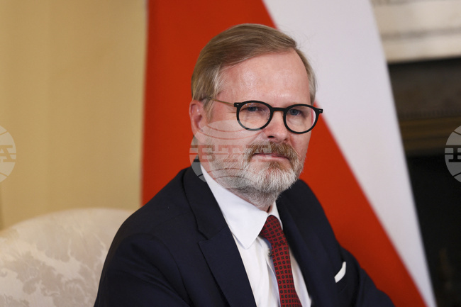 Чешкият премиер съобщи, че от началото на годината страната му е осигурила на Украйна над 1 млн. снаряда 