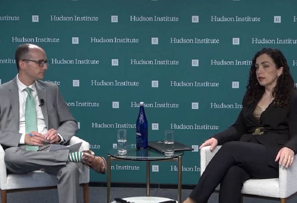 КосоваПрес: Изявлението на президента Османи, че Тръмп е предотвратил сръбска атака срещу Косово предизвика дебат 