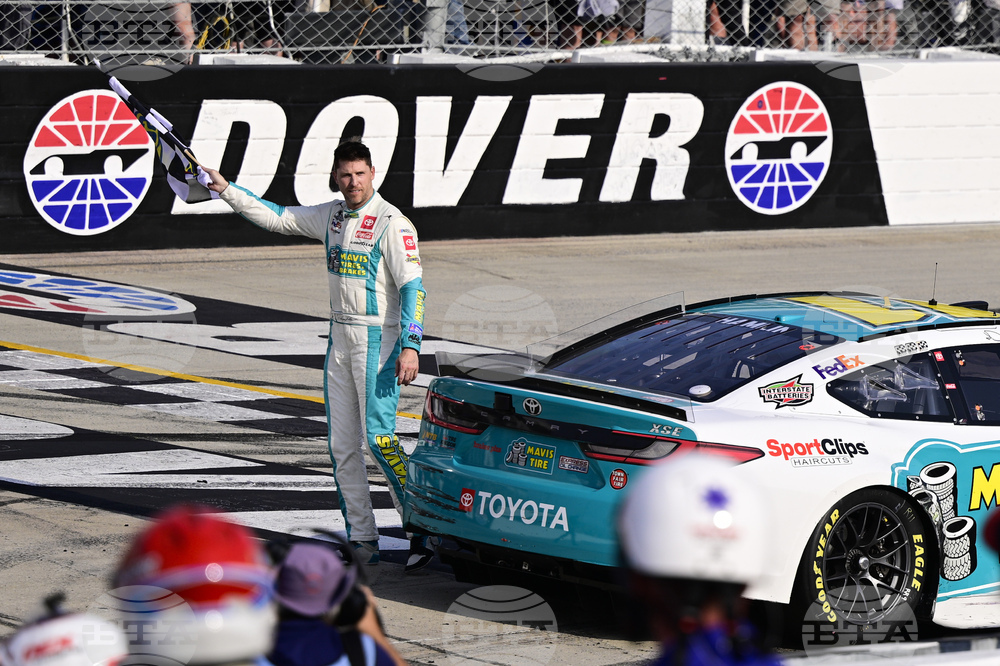 Auto Racing Glance