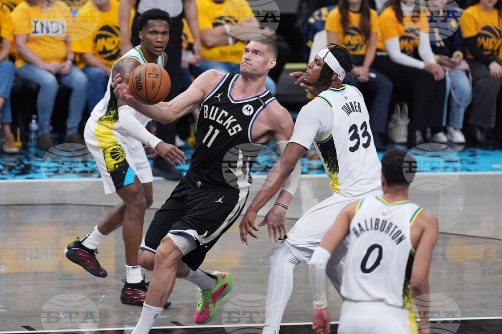 Clippers Lopez Basketball