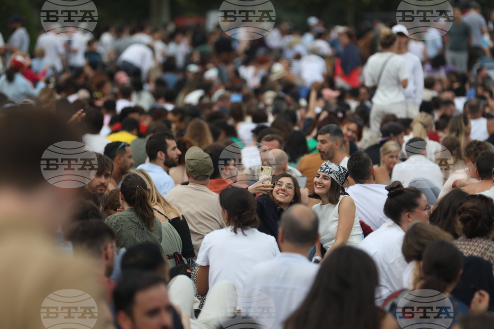 Франция - Париж - национален празник - заря