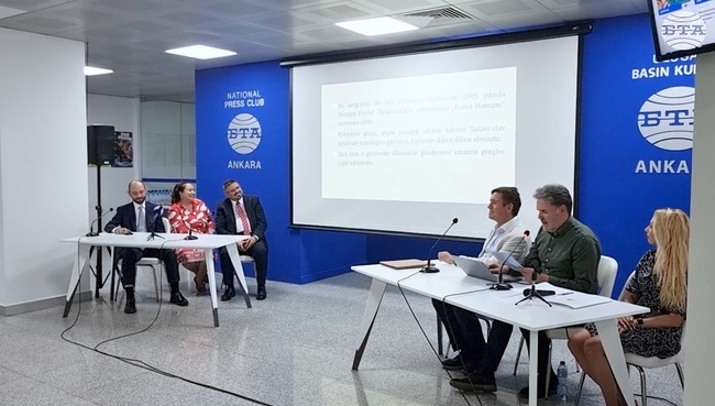 Вековното взаимно съжителство на българи и турци е култивирало много общи черти между тях, каза проф. Хюсеин Мевсим